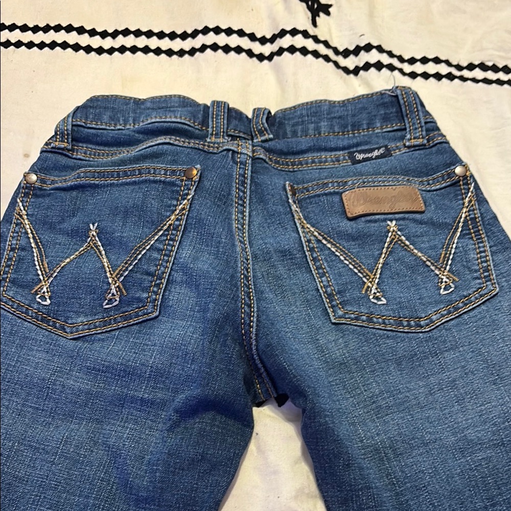Wrangler Blue Denim Jeans.                 Size 24, 34’